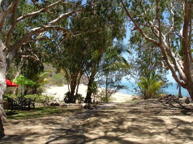 Turtle Cove Beach Resort - Adults Only Lgbtqia & Allies Wangetti Kültér fotó